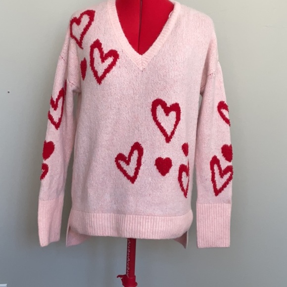 Cupcakes & Cashmere pink heart over sized sweater size S - Picture 1 of 4